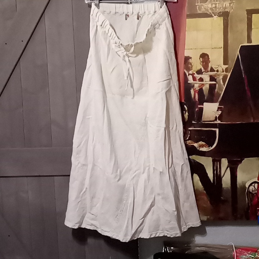 Linen skirt